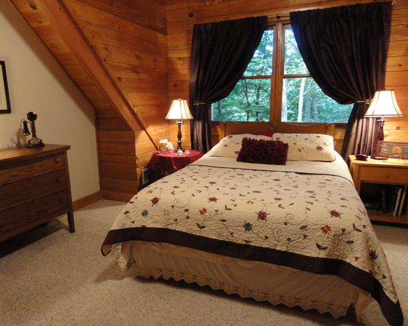 Treehouse Upstairs Bedroom